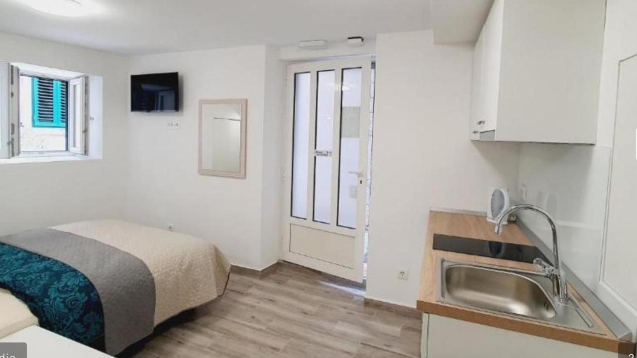 Viking Sweet Apartment Сплит Екстериор снимка